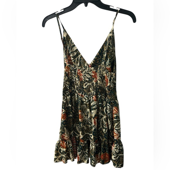 Bohemian Floral Sleeveless Frint Button Detail Adjustable Straps Cami - Picture 2 of 4